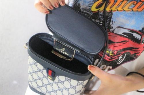 ショルダーバッグのレディース