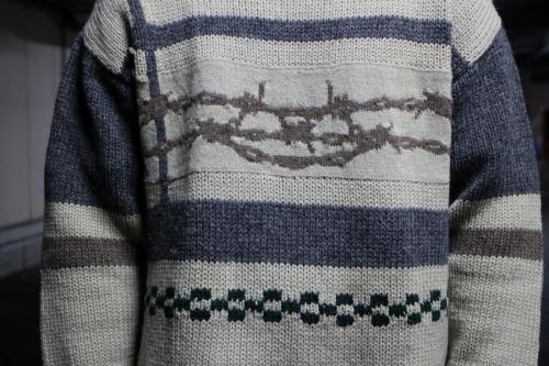 有刺鉄線ワイヤーニットの96AW