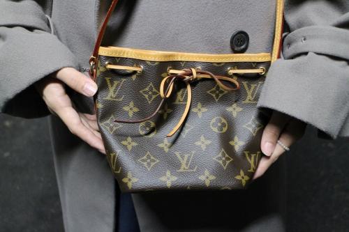 ルイ ヴィトン　のショルダーポーチ