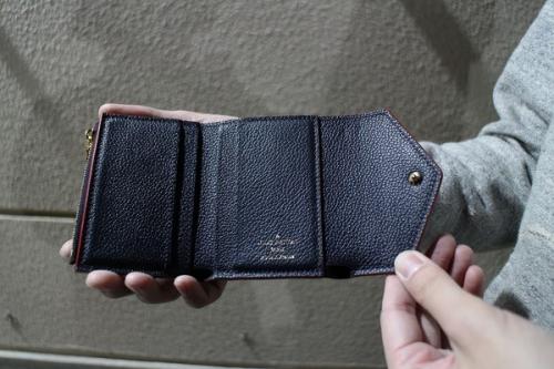 LOUIS VUITTON 　のルイ ヴィトン