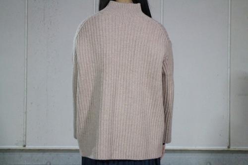 ミラオーウェンのニット・ベスト