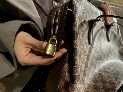 大幅限定値下!!レア廃盤品♡LOUIS Vuitton チェルシー ダミエ チェルシー 詳細情報とお値段【ルイ・ヴィトン・ナビ！】