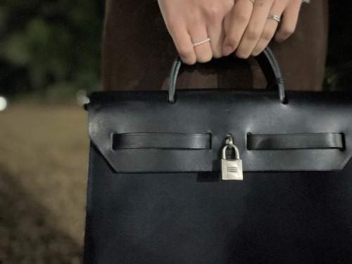 ラグジュアリーブランドのHERMES