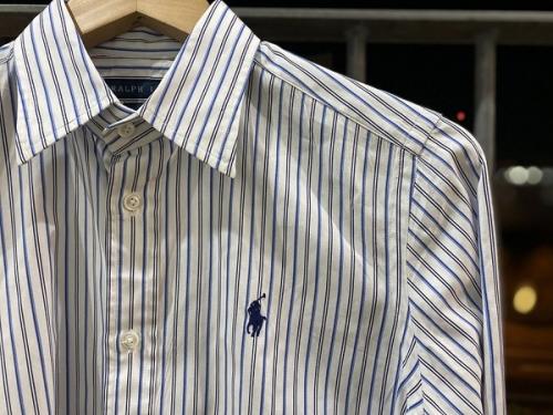 ストライプシャツのレディース