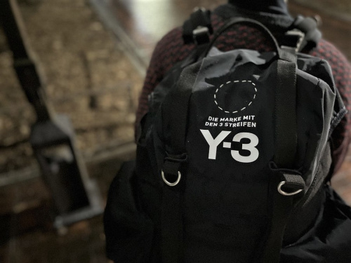 ドメスティックブランドのY-3