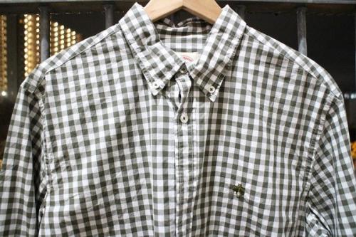 ボタンダウンシャツのメンズ