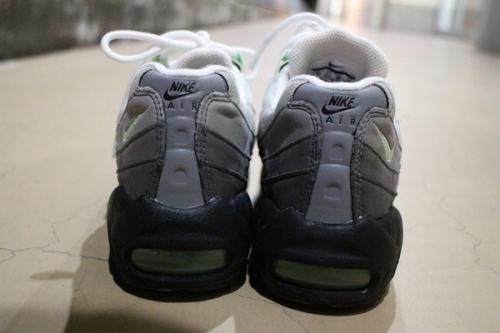 ナイキのAIR MAX95