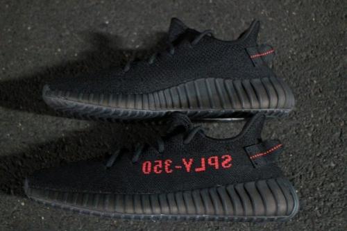 YEEZY BOOST350V2 FADEのCP9652　H02795