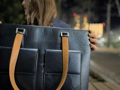 ラグジュアリーブランドのLOUIS　VUITTON