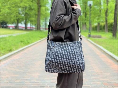 クリスチャン ディオールのトロッター