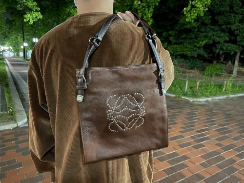 ラグジュアリーブランドのLOEWE