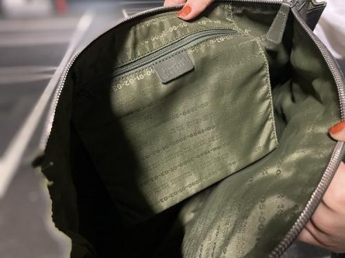 Vサイバーデザインハンドルトートバッグのレディース