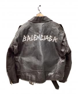 「ラグジュアリーブランドのBALENCIAGA 」