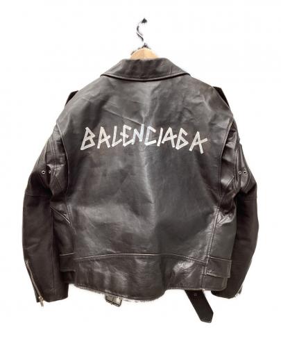 「ラグジュアリーブランドのBALENCIAGA 」