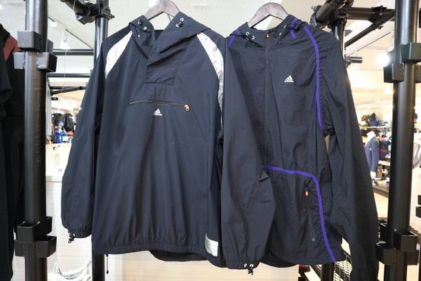 これからの季節にちょうどいい！adidas by kolorのアノラックと
