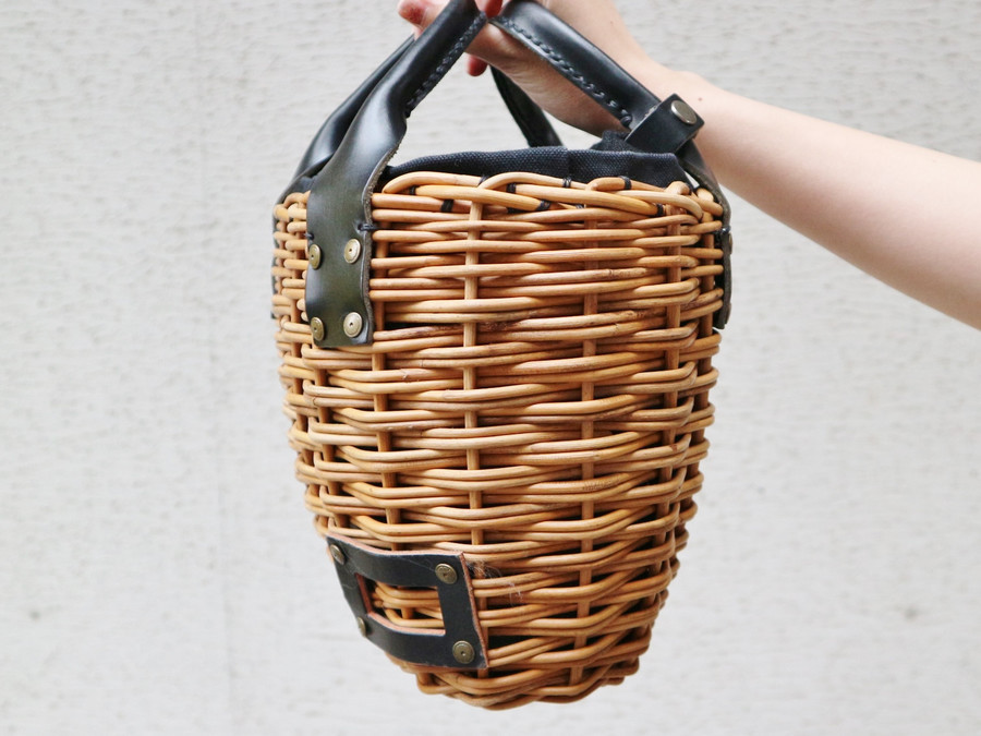 eb.a.gos【エバゴス】紅籐とブライドルレザー使いの贅沢カゴバッグ入荷