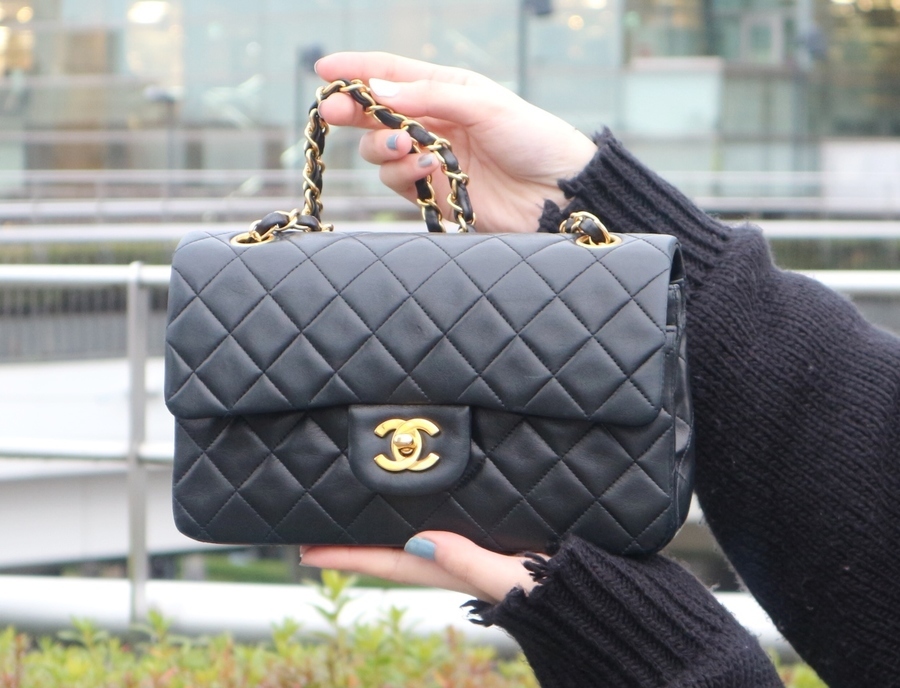 全3色/黒/赤/ベージュ 値下げ❤️CHANEL シャネル | www
