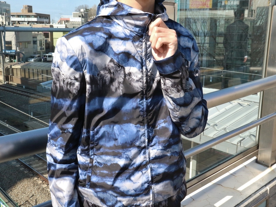 EMPORIO ARMANI／エンポリオアルマーニ】より20SS ナイロンパーカ