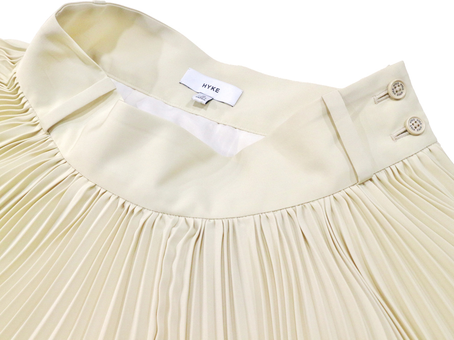 HYKE／ハイク】から19AWスクエアカットプリーツスカートが入荷