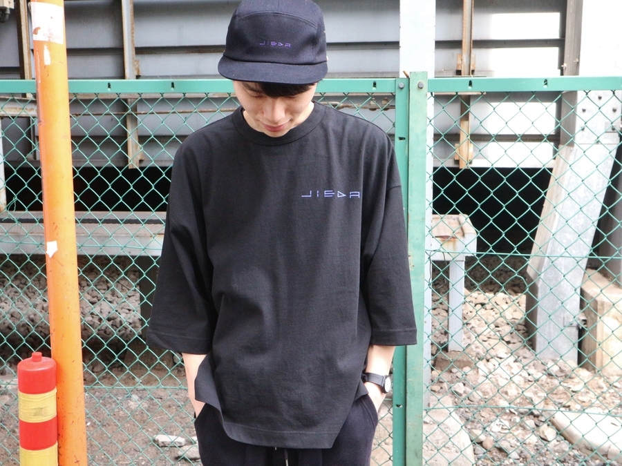 Jieda／ジエダ】20SS GEOMETRIC BIG PRINT T-SHIRTのご紹介。[2020.03