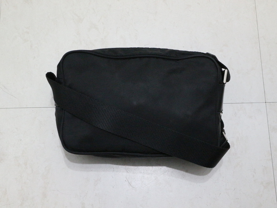 PRADA／プラダ】よりナイロンミニショルダーバッグが入荷致し