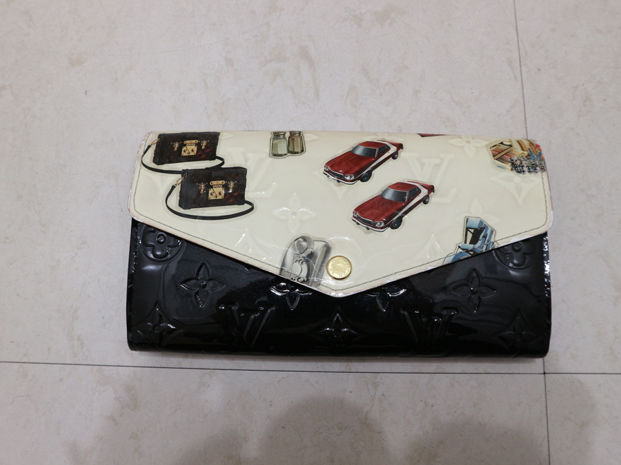 ♡VUITTON♡ステッカーデザイン財布