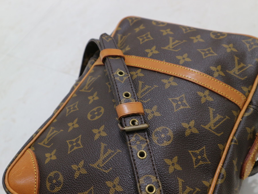 LOUIS VUITTON ルイヴィトン ダヌーブGM ショルダーバッグ 大容量