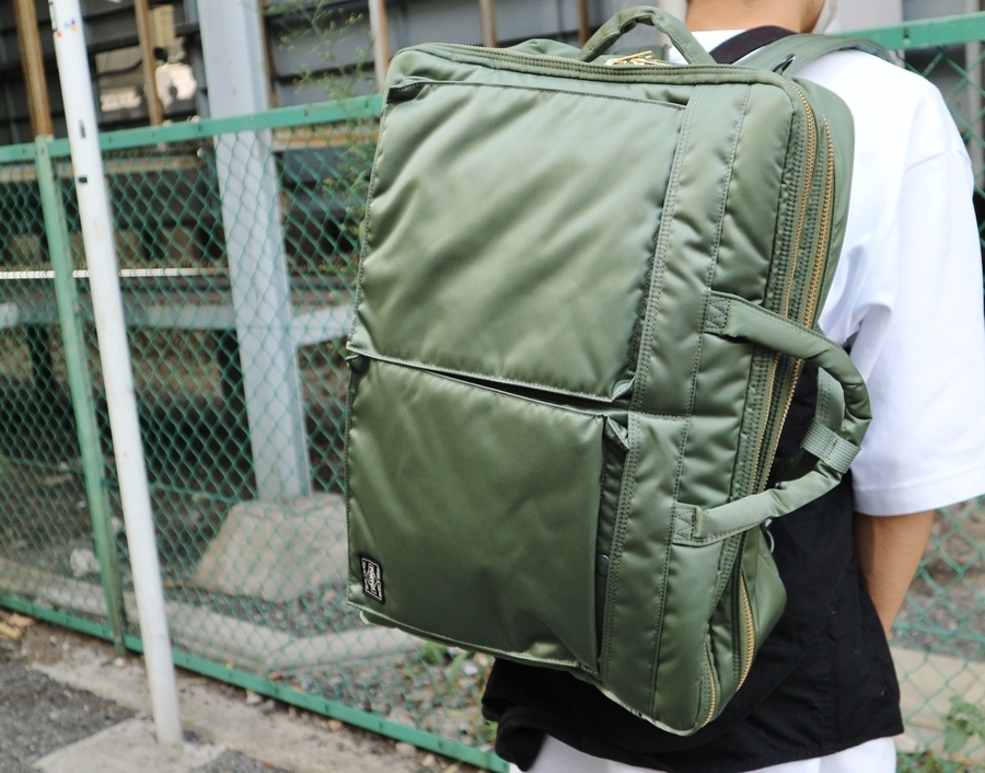 PORTER ポーター　タンカー　3way ビジネスバッグ　セージグリーン Porter Yoshida New Tanker 3Way Bag Sage Green – Made in Japan