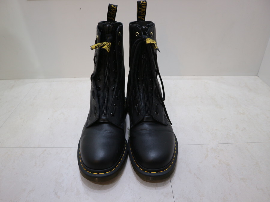 ドクターマーチン　ヨウジヤマモト　レースアップブーツ　10ホール　ジップ Dr.Martens × Yohji Yamamoto 10ホールジップブーツ - メルカリ