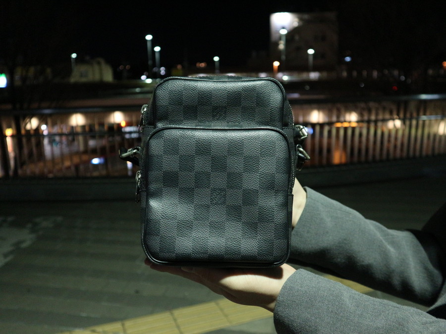 louis vuitton ショルダーバッグ　レム ダミエ・グラフィット レム 詳細情報とお値段 【ルイ・ヴィトン