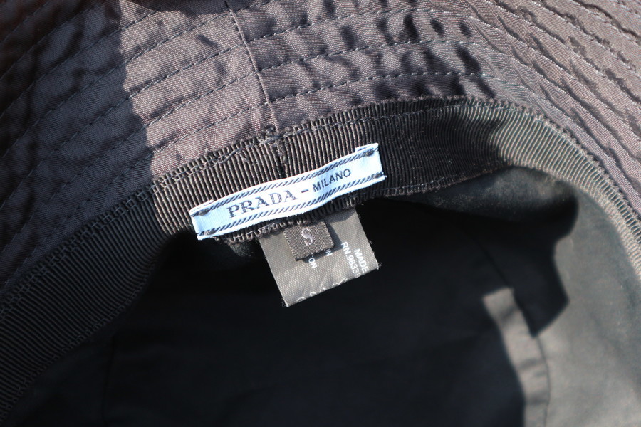 PRADA/プラダ】よりナイロンバケットハットをお買取致しました