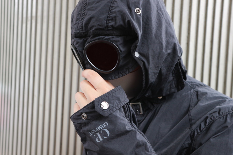 格安特売 C.P. Company goggle jacket ゴーグル ダウンジャケット www