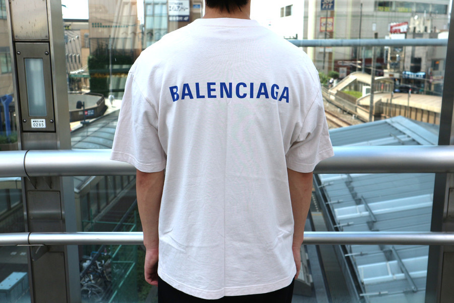 ラグジュアリーストリートブランド【BALENCIAGA/バレンシアガ】より