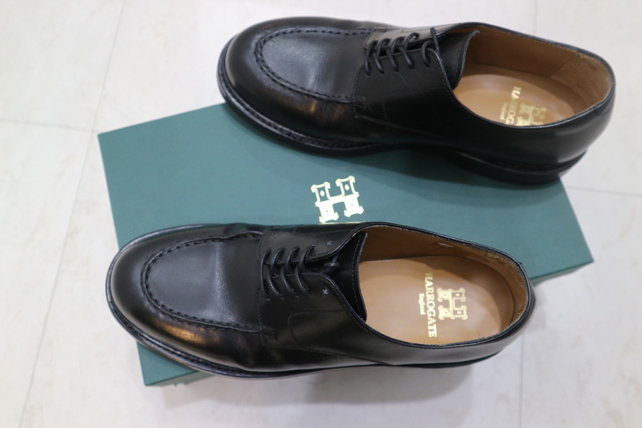 話題沸騰ブランド Harrogate ハロゲイト よりuチップシューズをお買取り致しました 21 10 13発行