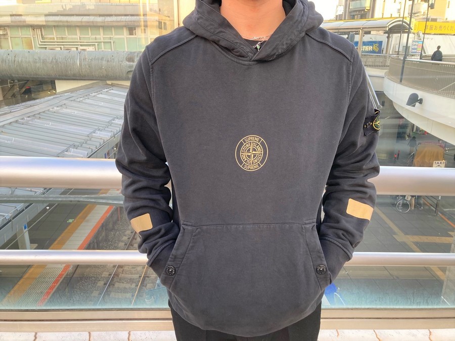 シュプリームSupreme / Stone Island フーディー パーカー