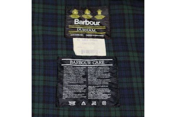 「Barbourのオイルドジャケット 」