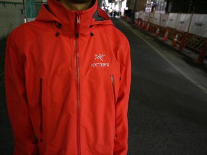 「アウトドアブランドのARCTERYX 」