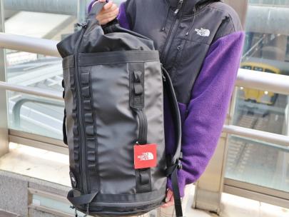 「アウトドアブランドのTHE NORTH FACE 」