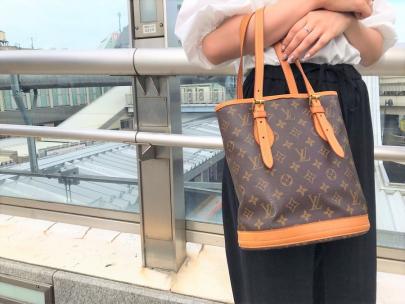 「ラグジュアリーブランドのLOUIS VUITTON 　 」