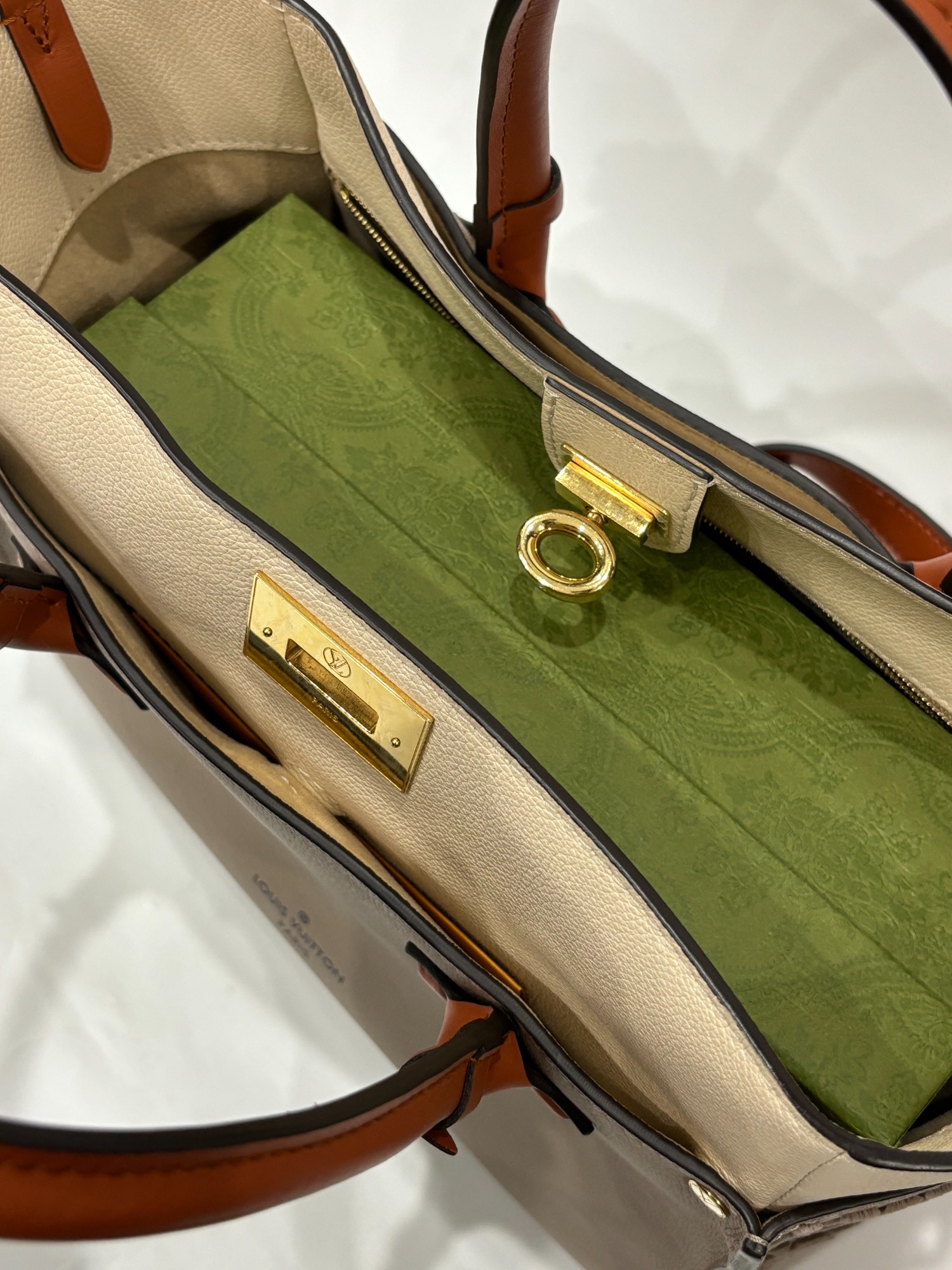 LOUIS VUITTON】オンマイサイド MM が入荷いたしました！[2025.08.05