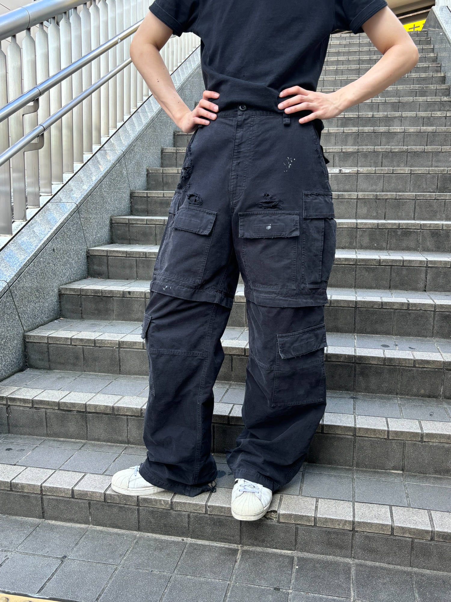 BALENCIAGA】のCrush Multi Cargo Pants（クラッシュマルチ