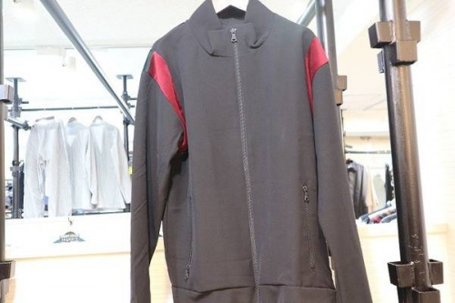 ラインパンツの買取