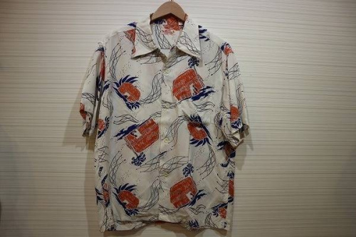 買取案内のアロハシャツ