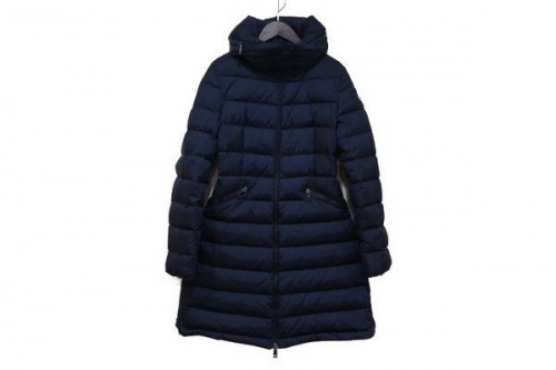 ラグジュアリーブランドのMONCLER