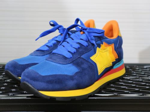 スニーカーのメンズ