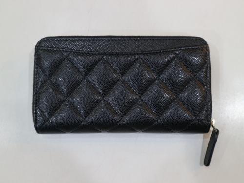 シャネルの長財布