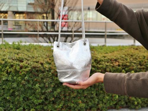 マルコマージの巾着バッグ