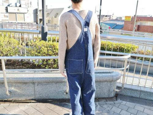 デニムのボトムス