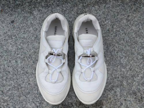 ロンシャンのスニーカー