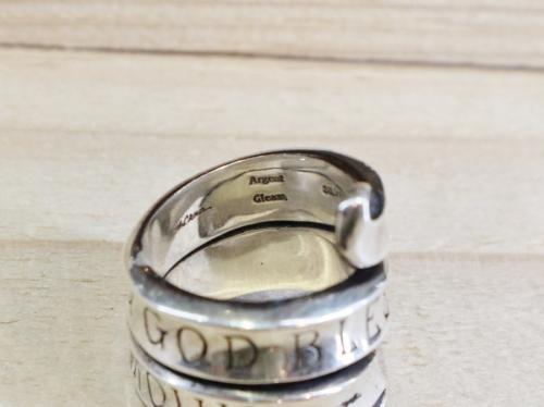 シルバーアクセのメンズ